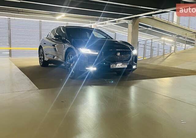 Черный Ягуар I-Pace, объемом двигателя 0 л и пробегом 79 тыс. км за 24300 $, фото 1 на Automoto.ua
