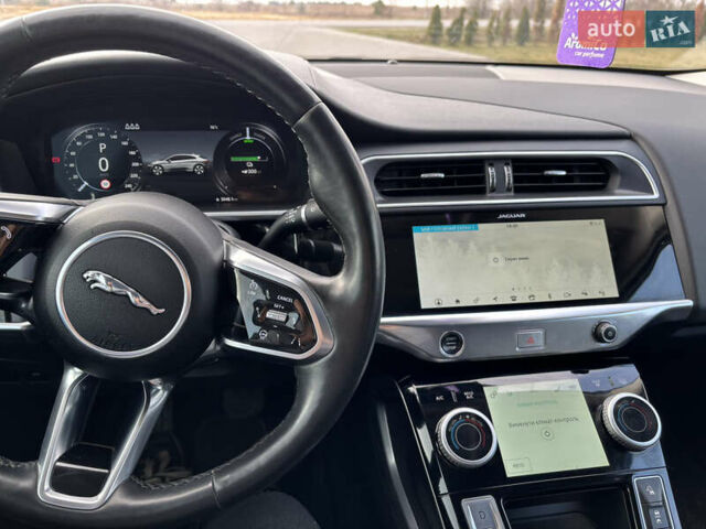 Черный Ягуар I-Pace, объемом двигателя 0 л и пробегом 186 тыс. км за 19800 $, фото 9 на Automoto.ua