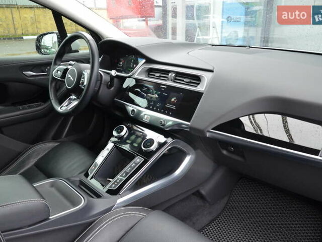 Черный Ягуар I-Pace, объемом двигателя 0 л и пробегом 49 тыс. км за 29900 $, фото 44 на Automoto.ua