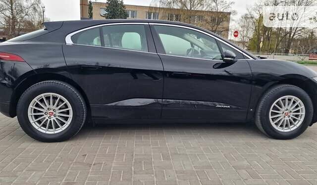 Черный Ягуар I-Pace, объемом двигателя 0 л и пробегом 105 тыс. км за 23999 $, фото 8 на Automoto.ua