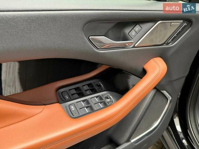 Ягуар I-Pace 2019 в Киеве на Automoto.ua Черный Ягуар I-Pace, объемом двигателя 0 л и пробегом 74 тыс. км за 34990 $, фото 16 на Automoto.ua