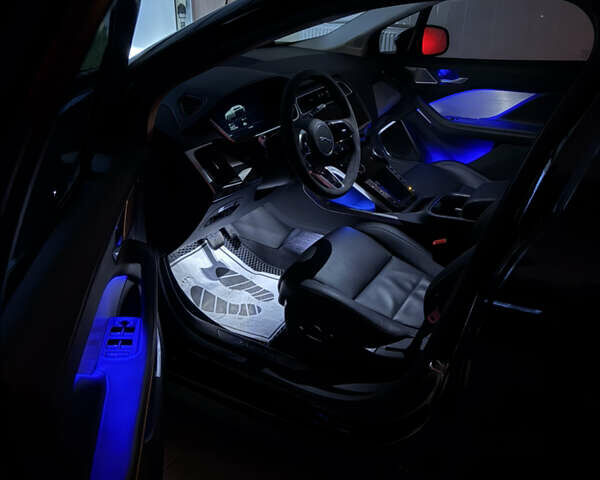 Черный Ягуар I-Pace, объемом двигателя 0 л и пробегом 69 тыс. км за 29900 $, фото 32 на Automoto.ua