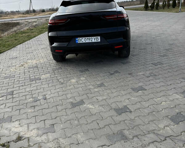 Черный Ягуар I-Pace, объемом двигателя 0 л и пробегом 186 тыс. км за 19800 $, фото 4 на Automoto.ua