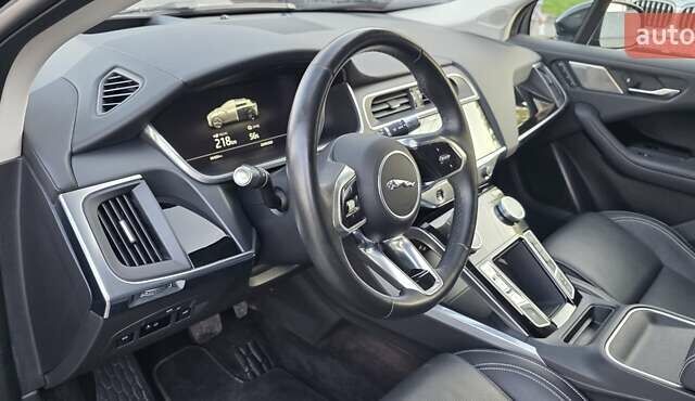 Черный Ягуар I-Pace, объемом двигателя 0 л и пробегом 94 тыс. км за 23500 $, фото 58 на Automoto.ua