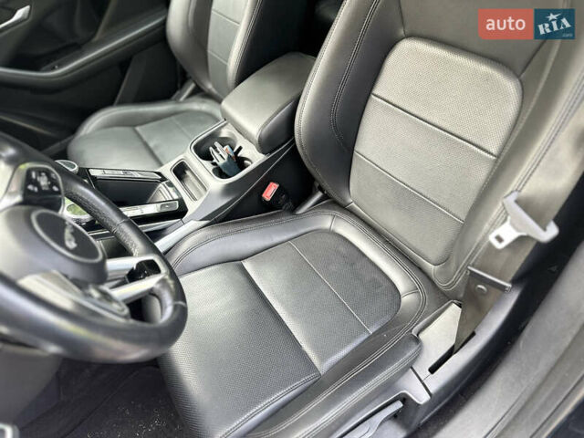 Черный Ягуар I-Pace, объемом двигателя 0 л и пробегом 189 тыс. км за 26000 $, фото 9 на Automoto.ua