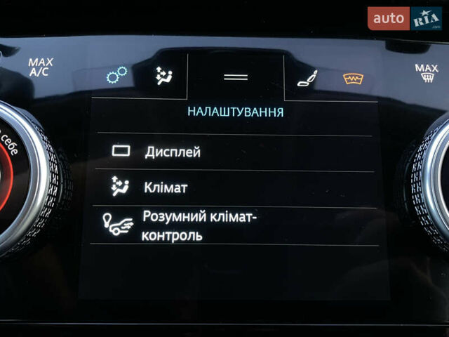 Черный Ягуар I-Pace, объемом двигателя 0 л и пробегом 120 тыс. км за 24900 $, фото 93 на Automoto.ua