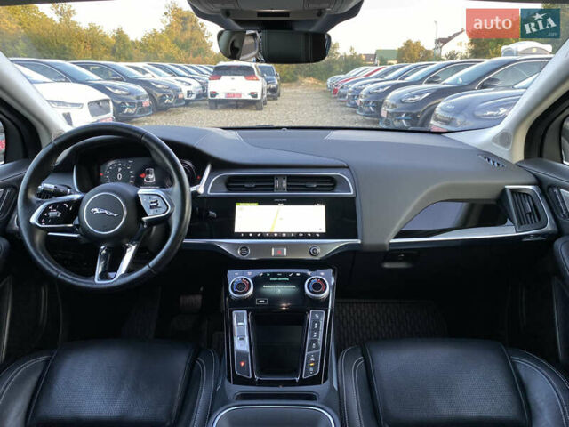 Черный Ягуар I-Pace, объемом двигателя 0 л и пробегом 120 тыс. км за 25900 $, фото 2 на Automoto.ua