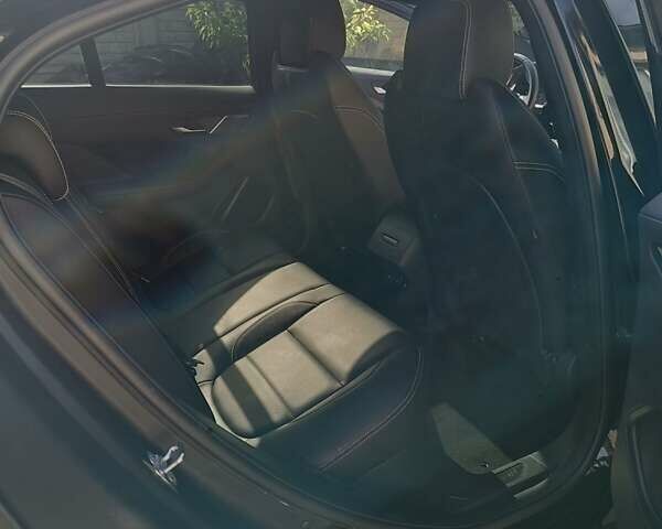 Черный Ягуар I-Pace, объемом двигателя 0 л и пробегом 90 тыс. км за 20500 $, фото 18 на Automoto.ua