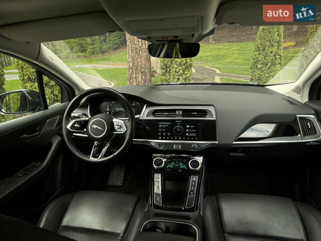 Черный Ягуар I-Pace, объемом двигателя 0 л и пробегом 128 тыс. км за 21550 $, фото 6 на Automoto.ua