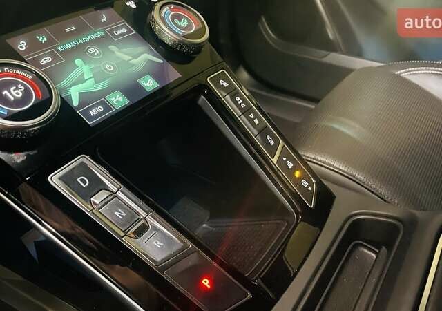 Черный Ягуар I-Pace, объемом двигателя 0 л и пробегом 79 тыс. км за 24300 $, фото 51 на Automoto.ua