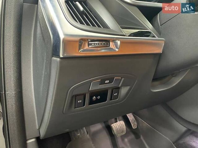 Черный Ягуар I-Pace, объемом двигателя 0 л и пробегом 73 тыс. км за 33990 $, фото 29 на Automoto.ua