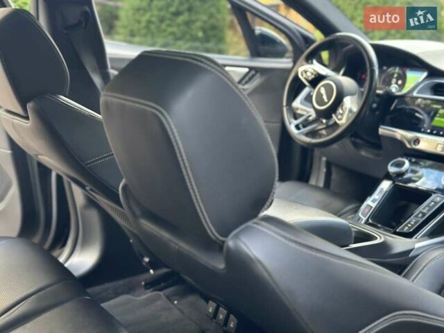 Черный Ягуар I-Pace, объемом двигателя 0 л и пробегом 78 тыс. км за 22700 $, фото 42 на Automoto.ua
