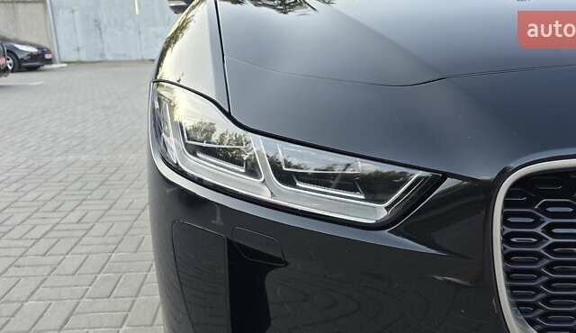 Черный Ягуар I-Pace, объемом двигателя 0 л и пробегом 94 тыс. км за 23500 $, фото 45 на Automoto.ua
