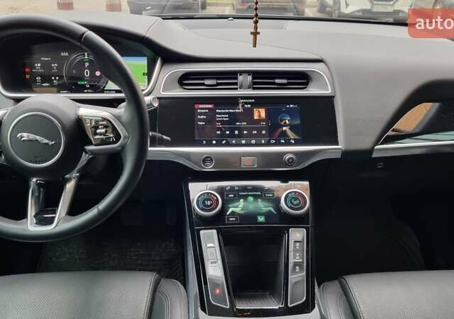 Черный Ягуар I-Pace, объемом двигателя 0 л и пробегом 44 тыс. км за 24900 $, фото 35 на Automoto.ua