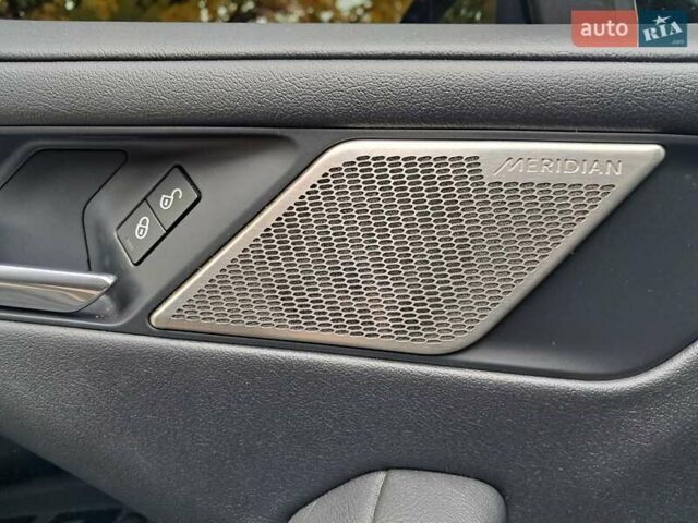 Черный Ягуар I-Pace, объемом двигателя 0 л и пробегом 180 тыс. км за 22500 $, фото 14 на Automoto.ua