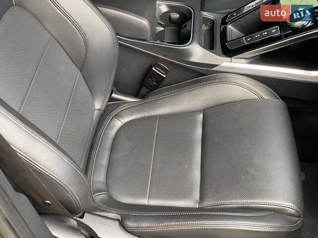 Черный Ягуар I-Pace, объемом двигателя 0 л и пробегом 105 тыс. км за 22200 $, фото 51 на Automoto.ua