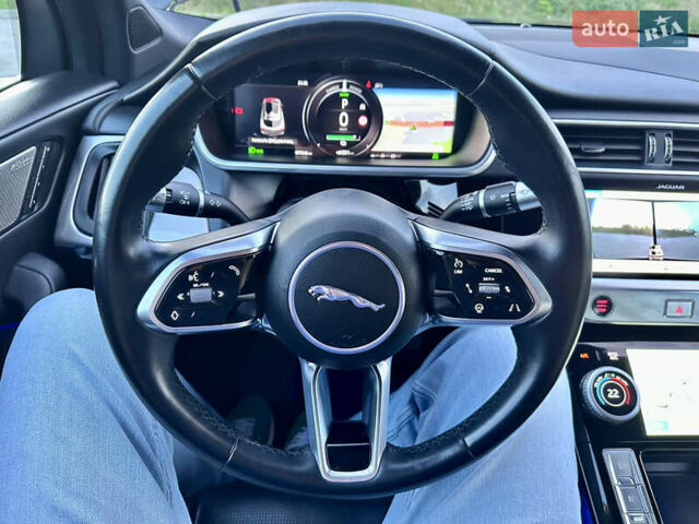 Чорний Ягуар I-Pace, об'ємом двигуна 0 л та пробігом 77 тис. км за 26900 $, фото 52 на Automoto.ua