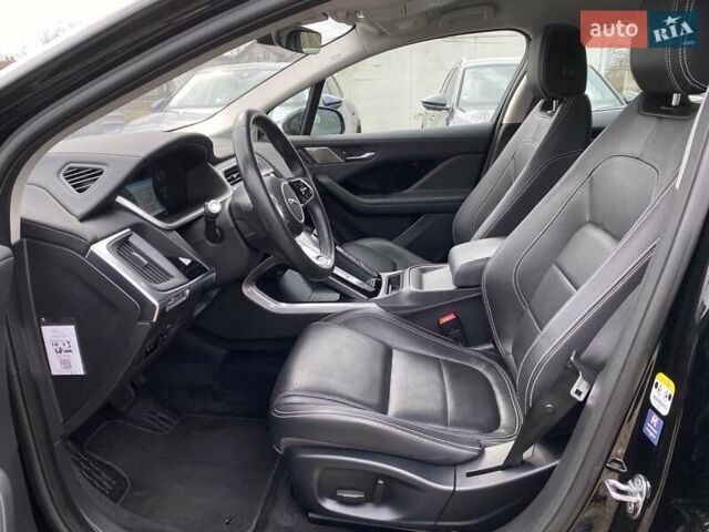 Черный Ягуар I-Pace, объемом двигателя 0 л и пробегом 98 тыс. км за 25200 $, фото 26 на Automoto.ua