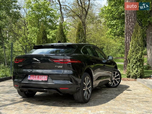Черный Ягуар I-Pace, объемом двигателя 0 л и пробегом 128 тыс. км за 21550 $, фото 1 на Automoto.ua
