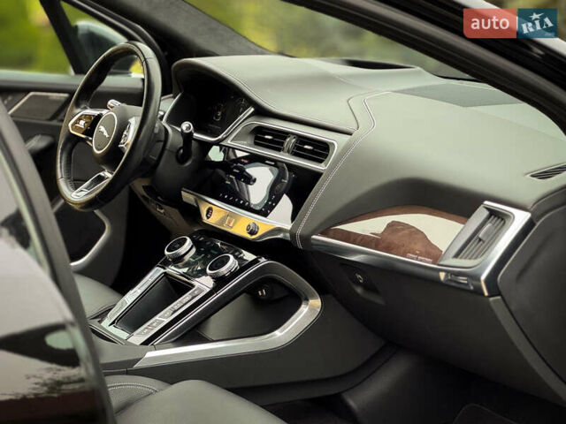 Черный Ягуар I-Pace, объемом двигателя 0 л и пробегом 138 тыс. км за 24500 $, фото 47 на Automoto.ua