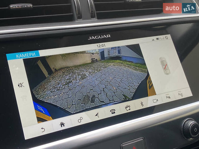 Черный Ягуар I-Pace, объемом двигателя 0 л и пробегом 105 тыс. км за 22200 $, фото 46 на Automoto.ua