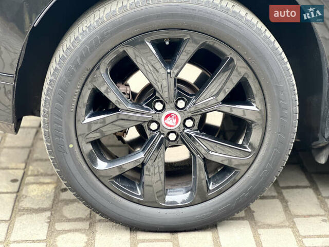 Черный Ягуар I-Pace, объемом двигателя 0 л и пробегом 143 тыс. км за 20500 $, фото 69 на Automoto.ua