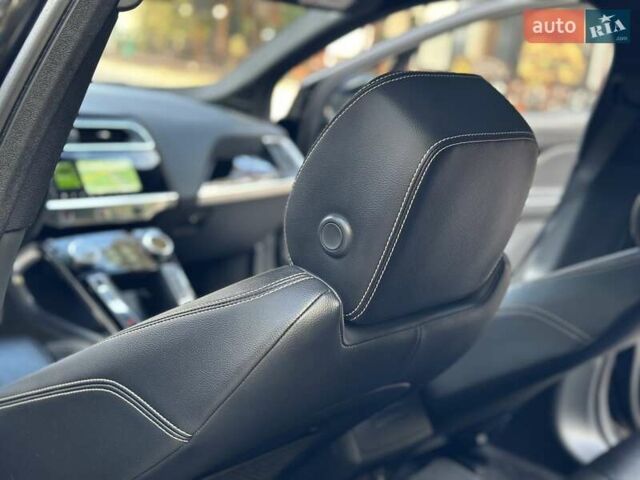 Черный Ягуар I-Pace, объемом двигателя 0 л и пробегом 80 тыс. км за 22750 $, фото 44 на Automoto.ua