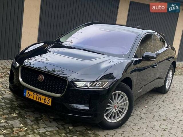 Черный Ягуар I-Pace, объемом двигателя 0 л и пробегом 107 тыс. км за 21900 $, фото 1 на Automoto.ua