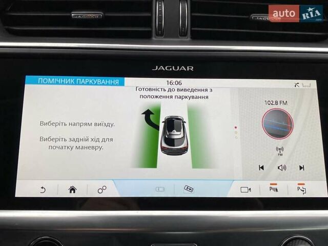 Черный Ягуар I-Pace, объемом двигателя 0 л и пробегом 98 тыс. км за 25200 $, фото 70 на Automoto.ua