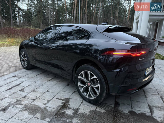 Черный Ягуар I-Pace, объемом двигателя 0 л и пробегом 69 тыс. км за 29900 $, фото 4 на Automoto.ua