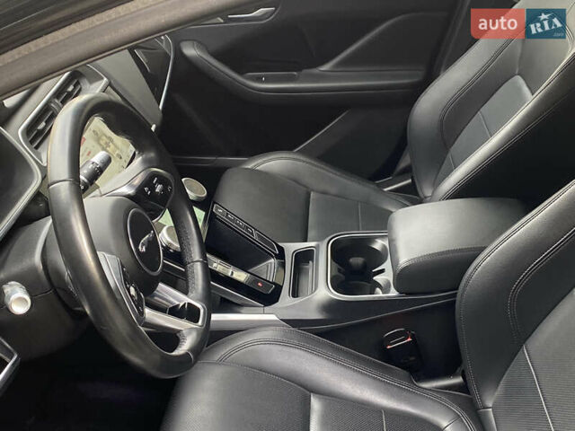 Черный Ягуар I-Pace, объемом двигателя 0 л и пробегом 105 тыс. км за 22200 $, фото 34 на Automoto.ua