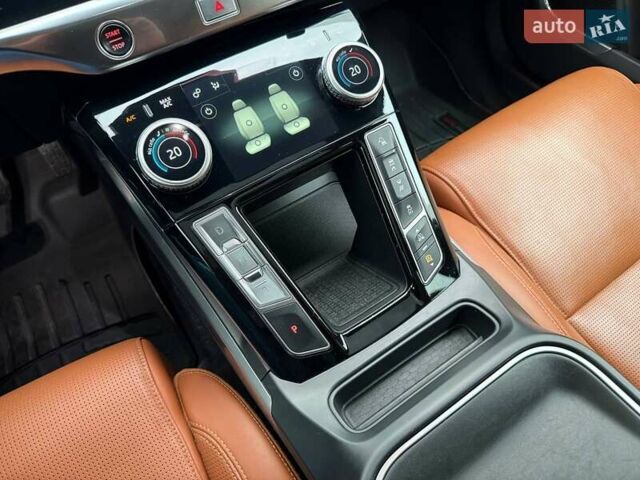 Чорний Ягуар I-Pace, об'ємом двигуна 0 л та пробігом 75 тис. км за 32990 $, фото 29 на Automoto.ua