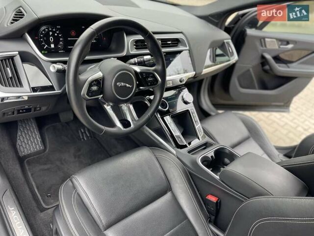 Черный Ягуар I-Pace, объемом двигателя 0 л и пробегом 45 тыс. км за 26900 $, фото 19 на Automoto.ua