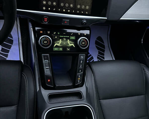 Черный Ягуар I-Pace, объемом двигателя 0 л и пробегом 69 тыс. км за 29900 $, фото 16 на Automoto.ua
