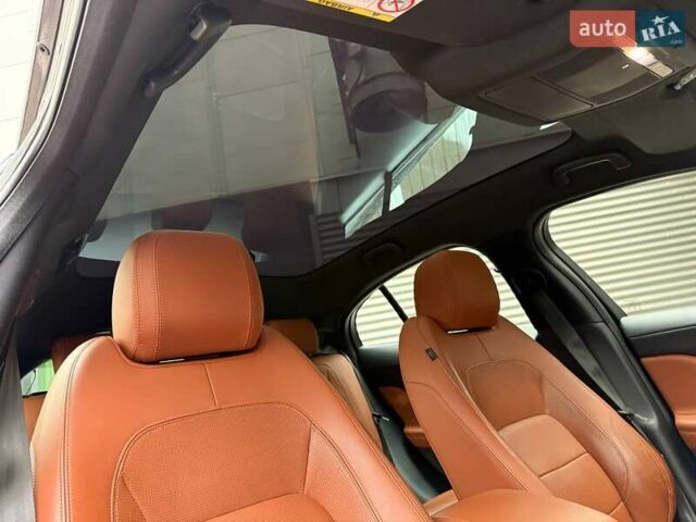 Ягуар I-Pace 2019 в Киеве на Automoto.ua Черный Ягуар I-Pace, объемом двигателя 0 л и пробегом 74 тыс. км за 34990 $, фото 15 на Automoto.ua