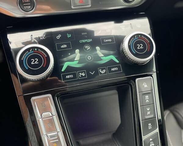 Черный Ягуар I-Pace, объемом двигателя 0 л и пробегом 44 тыс. км за 27900 $, фото 28 на Automoto.ua