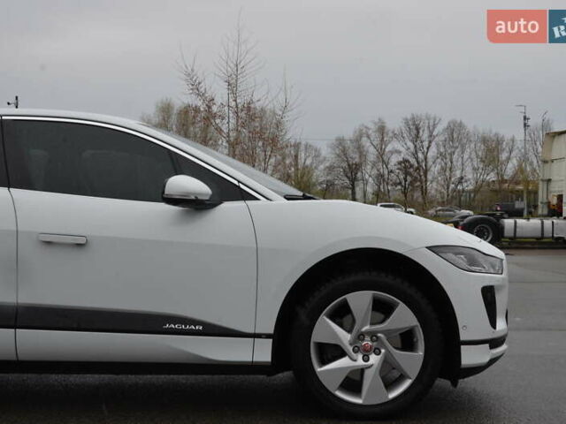 Черный Ягуар I-Pace, объемом двигателя 0 л и пробегом 49 тыс. км за 29900 $, фото 12 на Automoto.ua