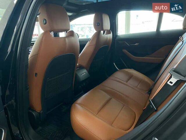 Черный Ягуар I-Pace, объемом двигателя 0 л и пробегом 73 тыс. км за 33990 $, фото 23 на Automoto.ua