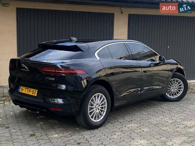 Черный Ягуар I-Pace, объемом двигателя 0 л и пробегом 107 тыс. км за 21900 $, фото 7 на Automoto.ua