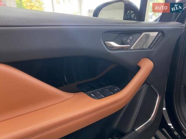 Черный Ягуар I-Pace, объемом двигателя 0 л и пробегом 73 тыс. км за 33990 $, фото 19 на Automoto.ua