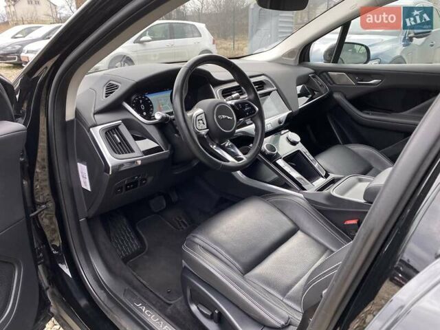 Черный Ягуар I-Pace, объемом двигателя 0 л и пробегом 98 тыс. км за 25200 $, фото 1 на Automoto.ua