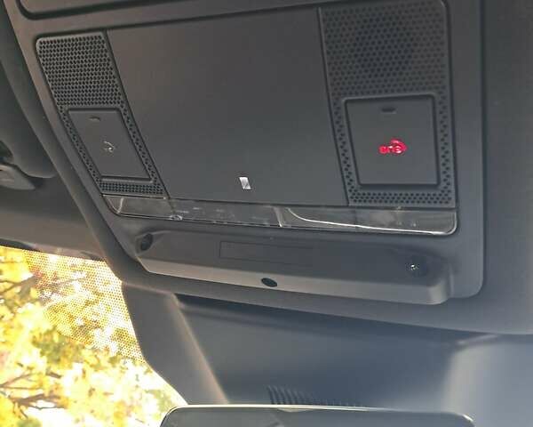 Черный Ягуар I-Pace, объемом двигателя 0 л и пробегом 180 тыс. км за 22500 $, фото 28 на Automoto.ua