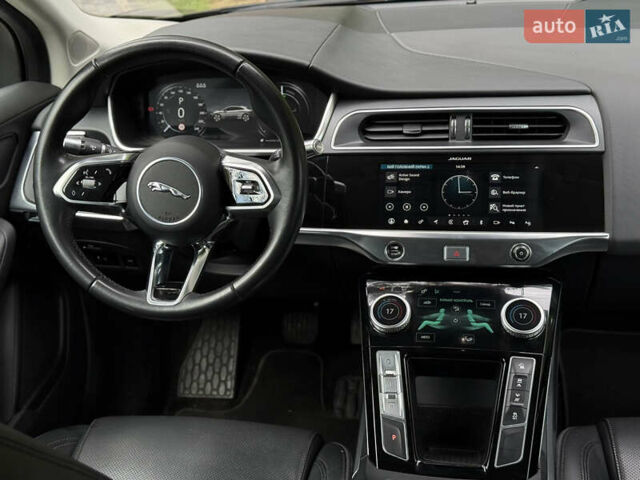 Черный Ягуар I-Pace, объемом двигателя 0 л и пробегом 128 тыс. км за 21550 $, фото 13 на Automoto.ua