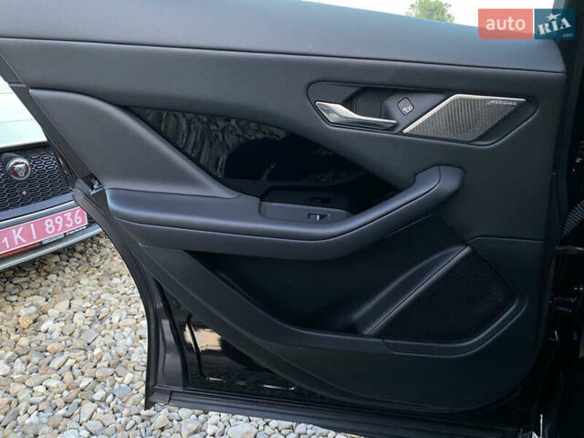 Черный Ягуар I-Pace, объемом двигателя 0 л и пробегом 120 тыс. км за 24900 $, фото 112 на Automoto.ua