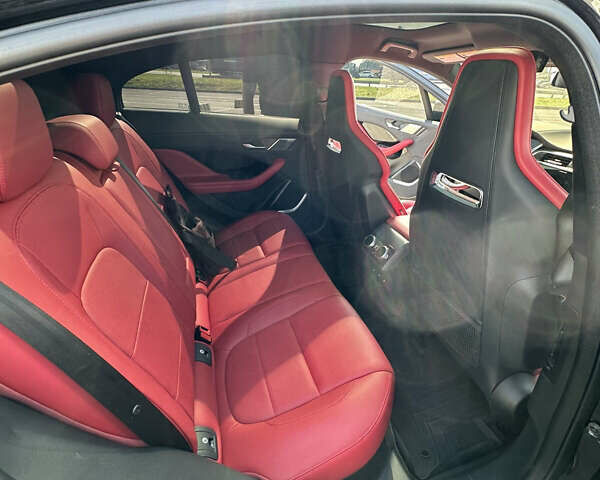 Черный Ягуар I-Pace, объемом двигателя 0 л и пробегом 74 тыс. км за 28800 $, фото 17 на Automoto.ua