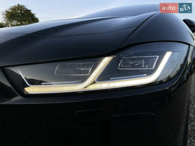Черный Ягуар I-Pace, объемом двигателя 0 л и пробегом 120 тыс. км за 25900 $, фото 26 на Automoto.ua