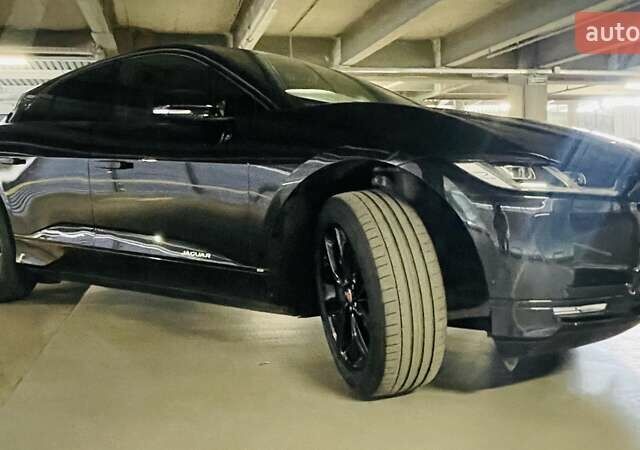 Черный Ягуар I-Pace, объемом двигателя 0 л и пробегом 79 тыс. км за 24300 $, фото 73 на Automoto.ua