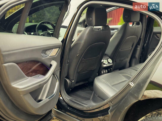 Черный Ягуар I-Pace, объемом двигателя 0 л и пробегом 138 тыс. км за 24500 $, фото 58 на Automoto.ua