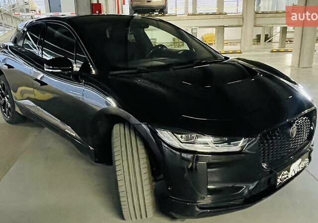 Черный Ягуар I-Pace, объемом двигателя 0 л и пробегом 79 тыс. км за 24300 $, фото 77 на Automoto.ua