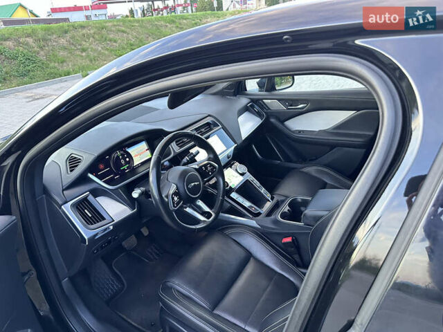 Чорний Ягуар I-Pace, об'ємом двигуна 0 л та пробігом 77 тис. км за 26900 $, фото 38 на Automoto.ua